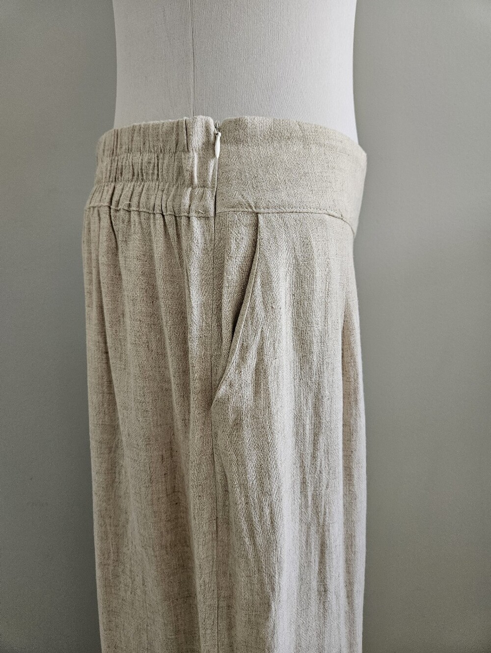 Wide Leg Linen-Blend Pants in Natural Cream - Picture 3 of 6